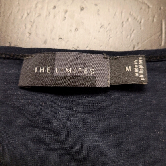 Navy & Gold sleeveless top - Picture 4 of 8